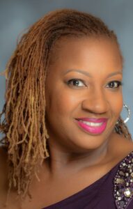 Lissa Woodson's Headshot