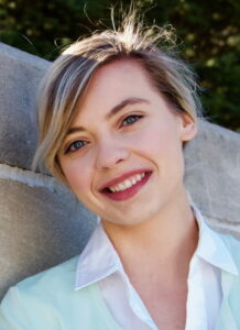 NicoleHeadshot